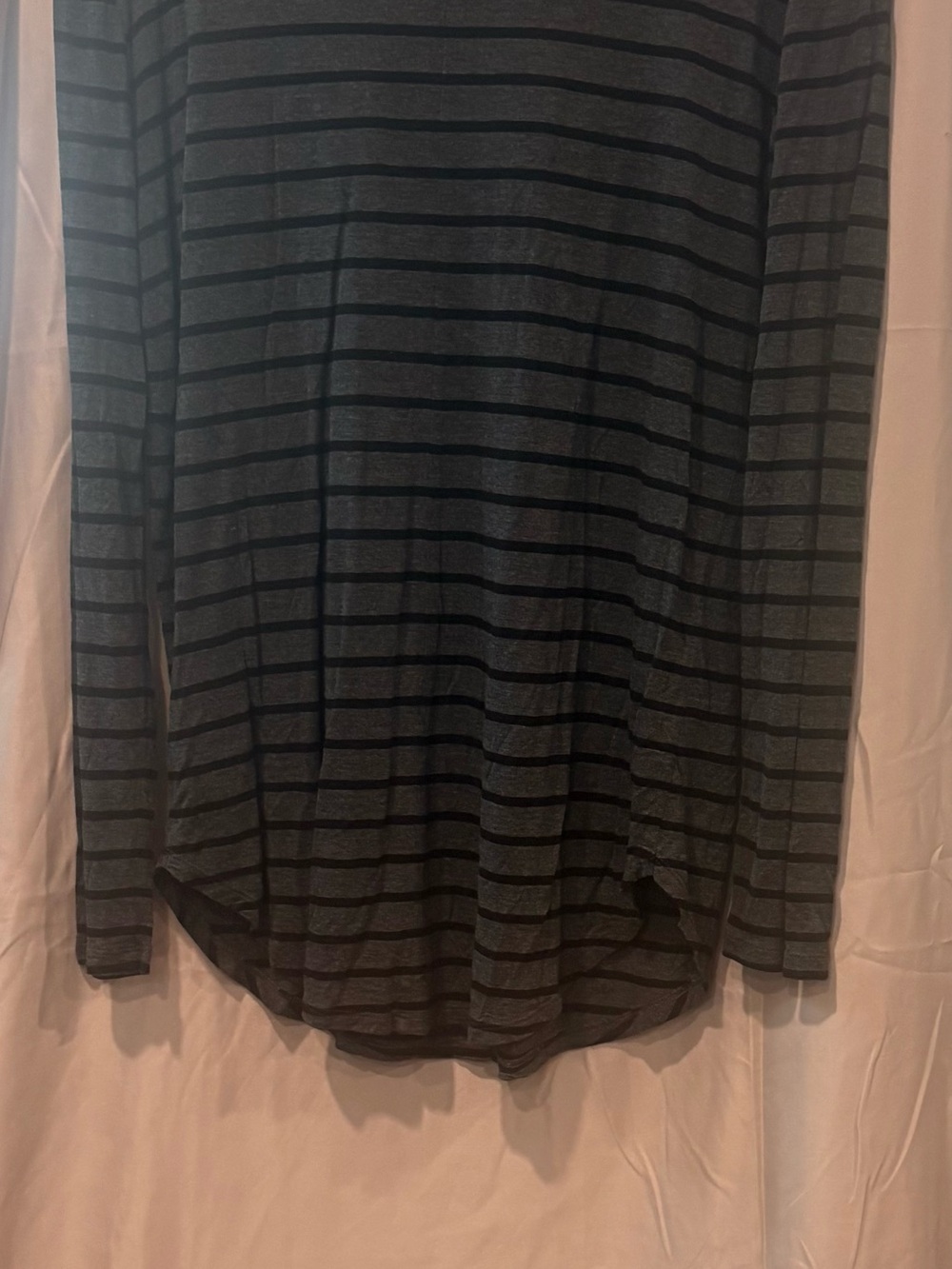 GAP Women's Long Sleeve Striped Crewneck - Gray and Black